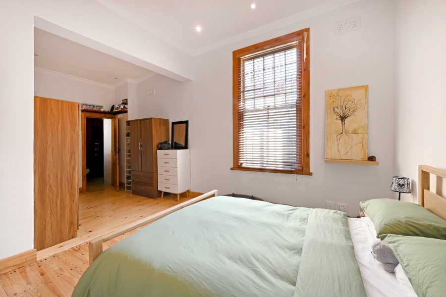 3 Bedroom Property for Sale in Sea Point Western Cape